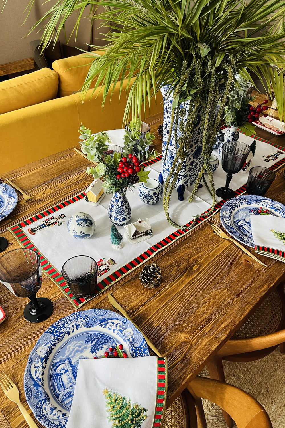 Nutcracker Desenli Kırmızı Yeşil Damalı Runner ( 40 Cm X 120 Cm ) - 1