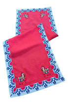 Dekoratif Beyaz At Desenli Pembe Keten Runner - 1