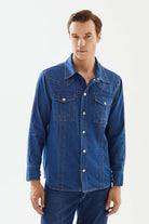 2be4A-Erkek Koyu Mavi Cepli şerit Detaylı Denim Gömlek-3-roqelvaxirum.shop