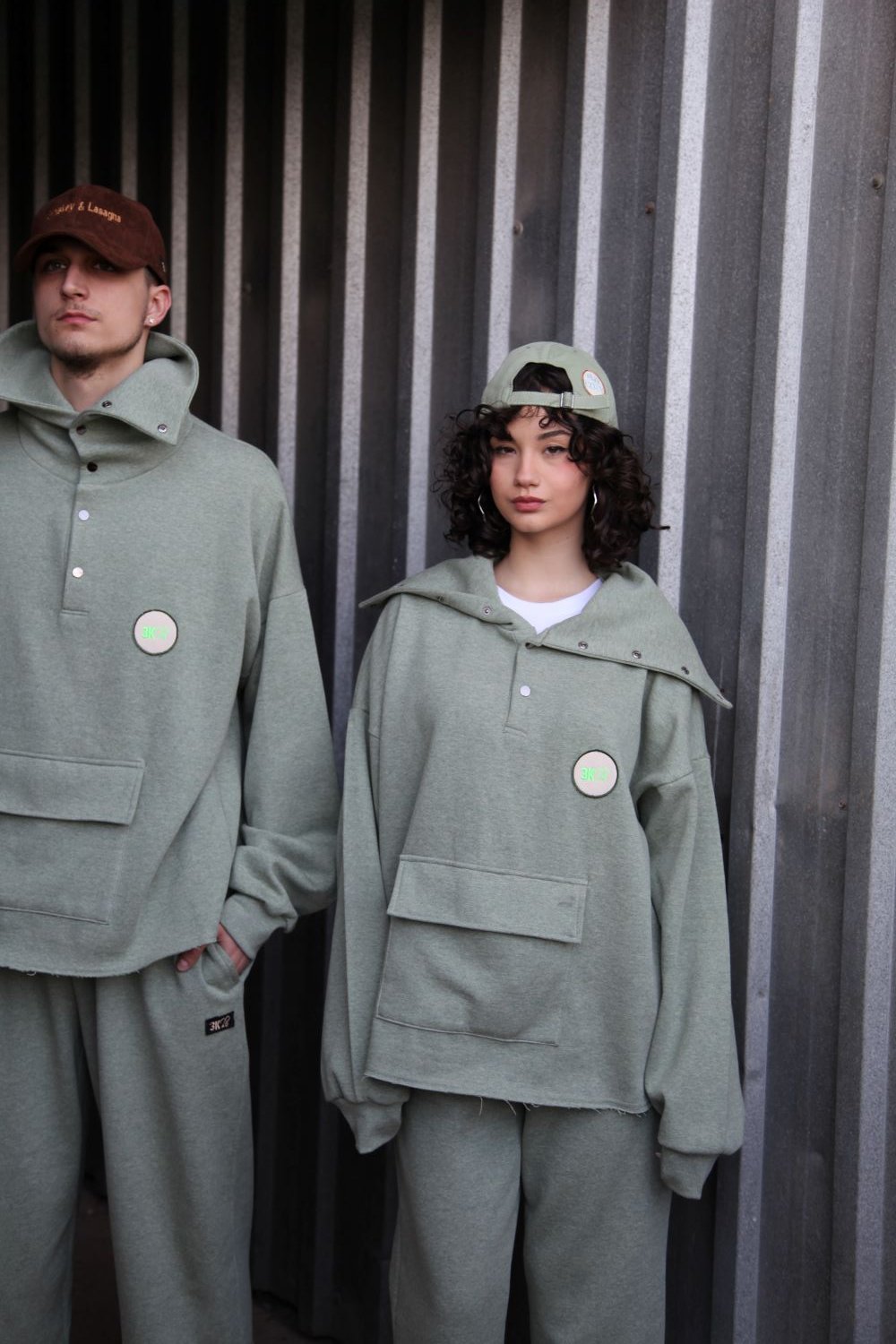 3K28-Montana Sweat-Sweatshirts & Hoodies-7-roqelvaxirum.shop