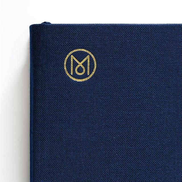 Leuchtturm1917 X Monocle Limited Edition Defter B6, Yumuşak Kapak, 128 Noktalı Sayfa Navy 363361