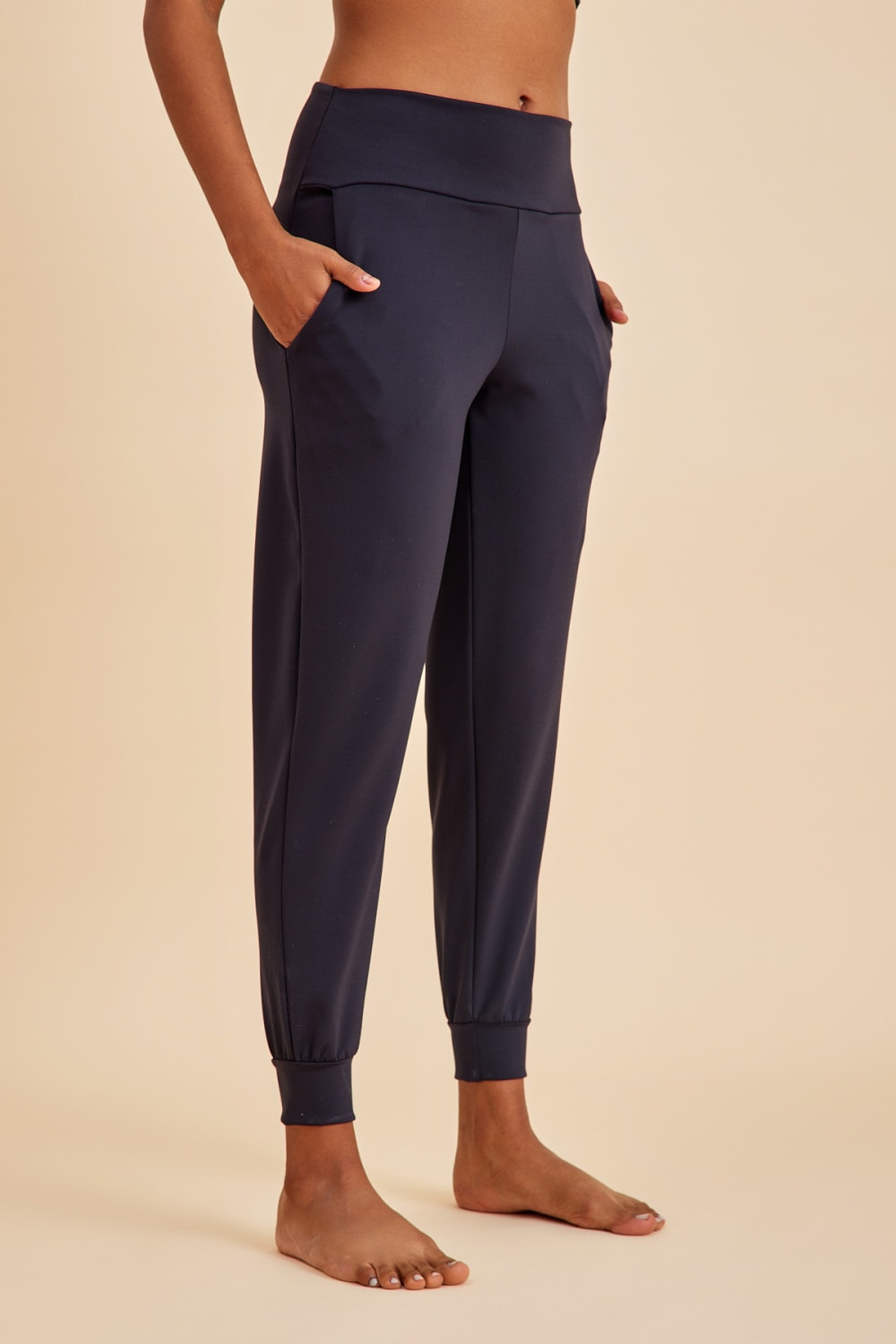 Amarelle-Sportive Siyah Light Touch Bilekten Lastikli Jogger Eşofman Alt-Eşofman-2-roqelvaxirum.shop