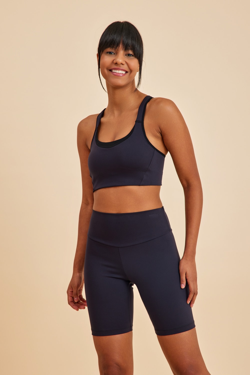 Amarelle-Sportive Siyah Light Touch Kısa Toparlayıcı Spor Taytı-Activewear-2-roqelvaxirum.shop