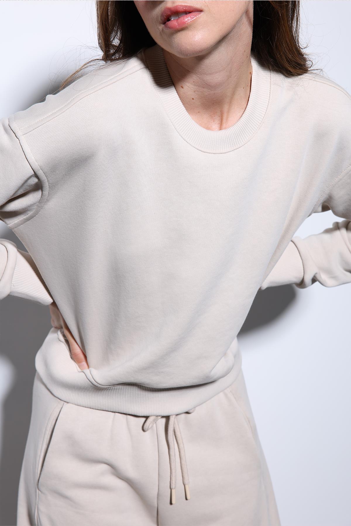 Antioch-Antioch Bej Basic Kadın Sweatshirt-Sweatshirt-4-roqelvaxirum.shop