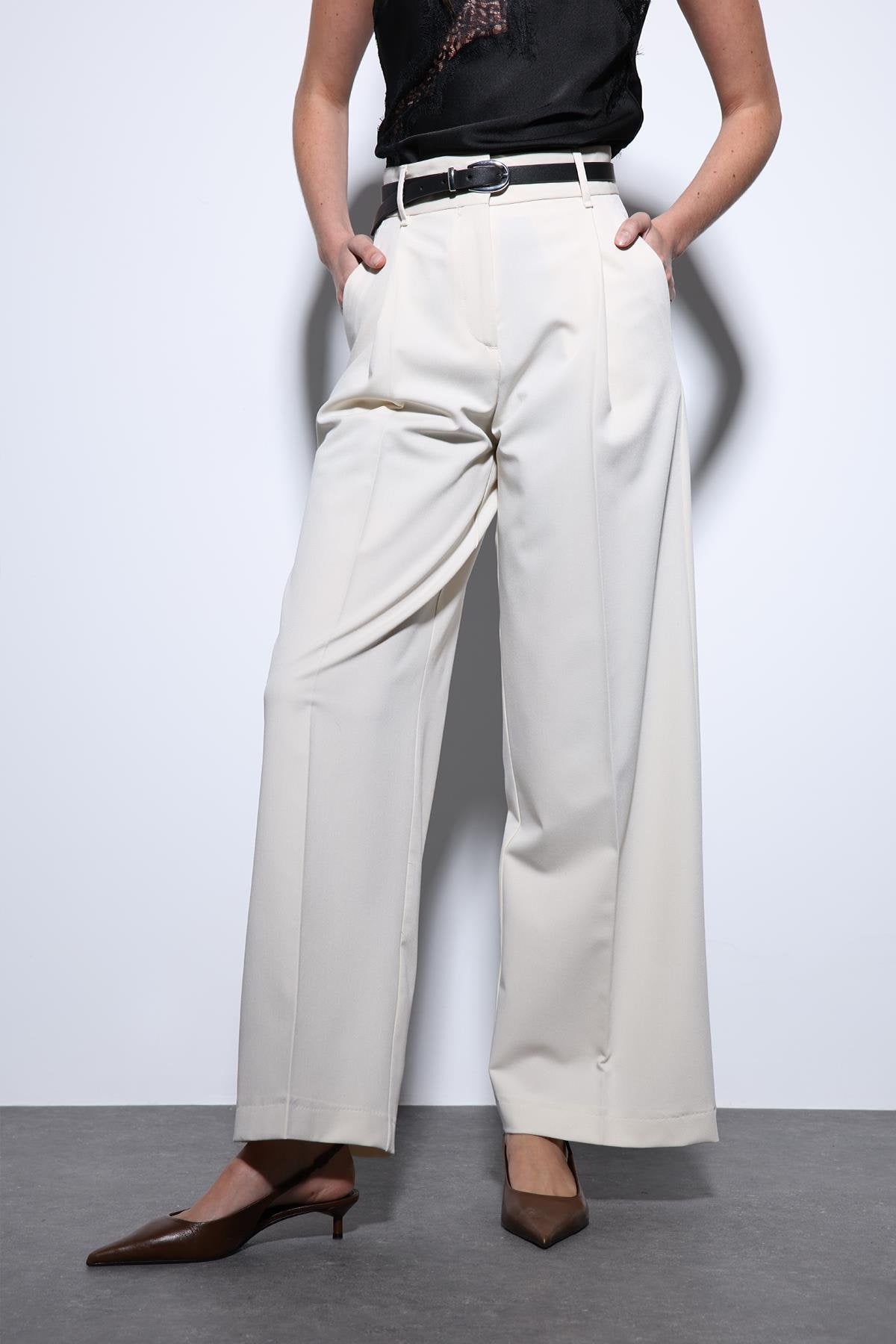 Antioch-Antioch Ekru Geniş Paça Kadın Pantolon-Kumaş Pantolon-2-roqelvaxirum.shop