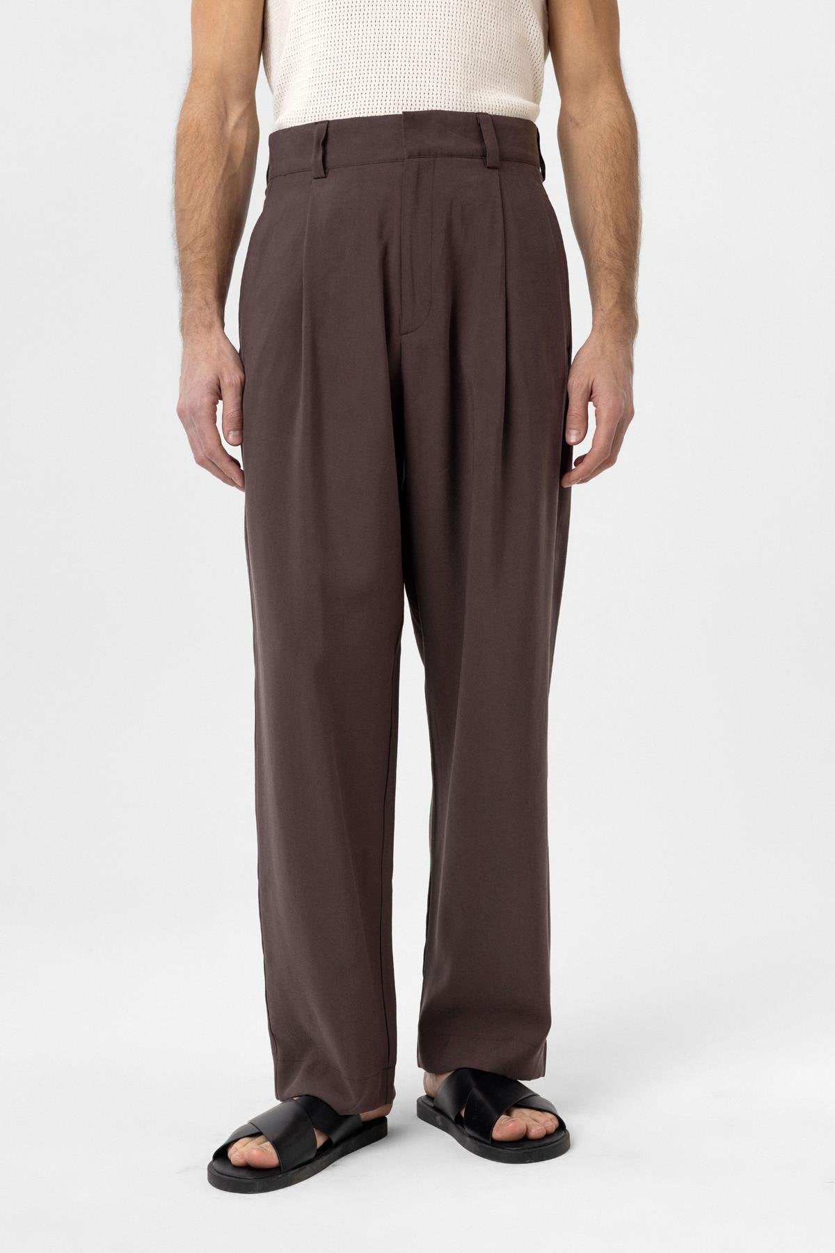 Antioch-Kahve Pileli Baggy Fit Erkek Pantolon-Kumaş Pantolon-2-roqelvaxirum.shop