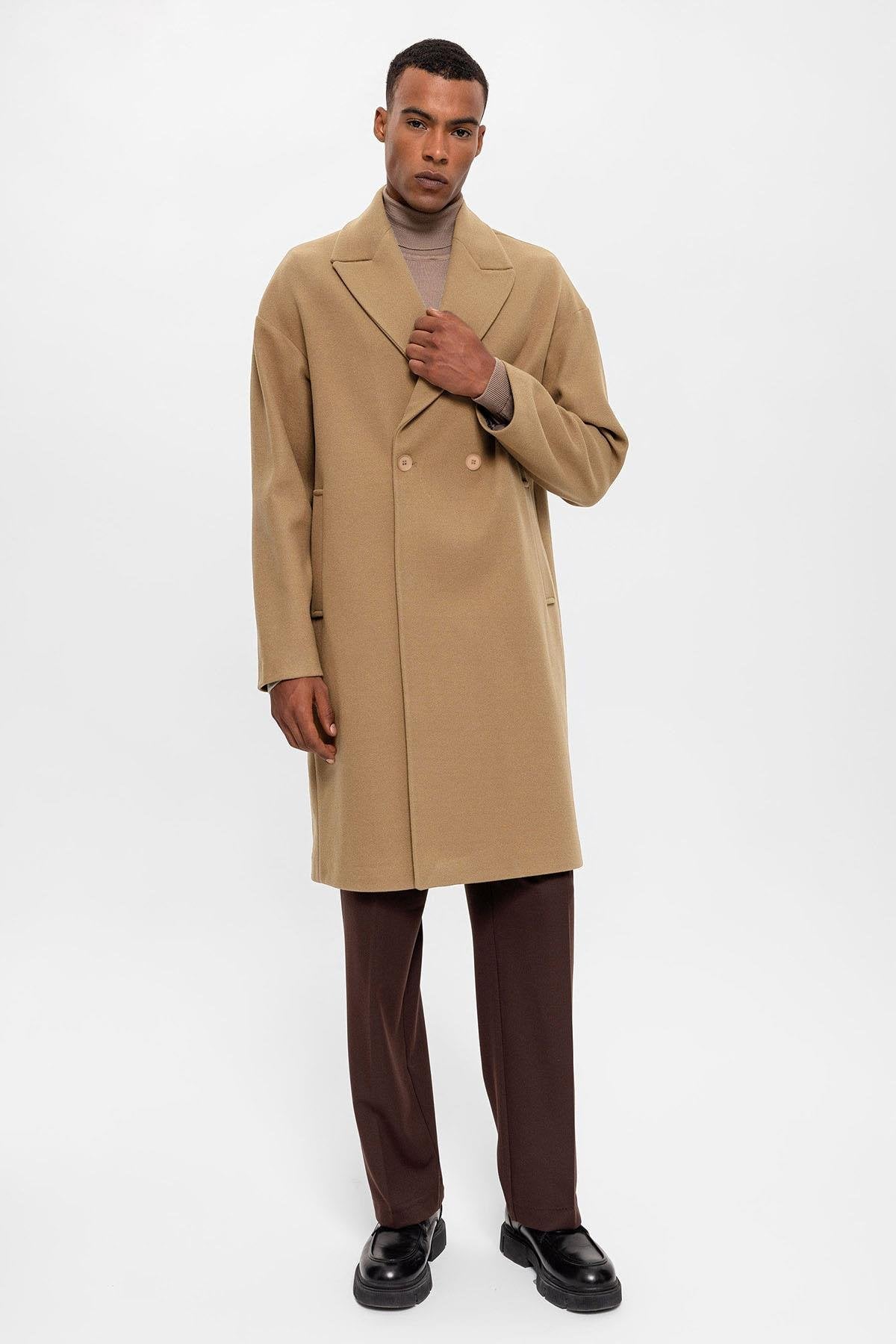 Antioch-Koyu Bej Oversize Kruvaze Erkek Kaban-Kaban-4-roqelvaxirum.shop