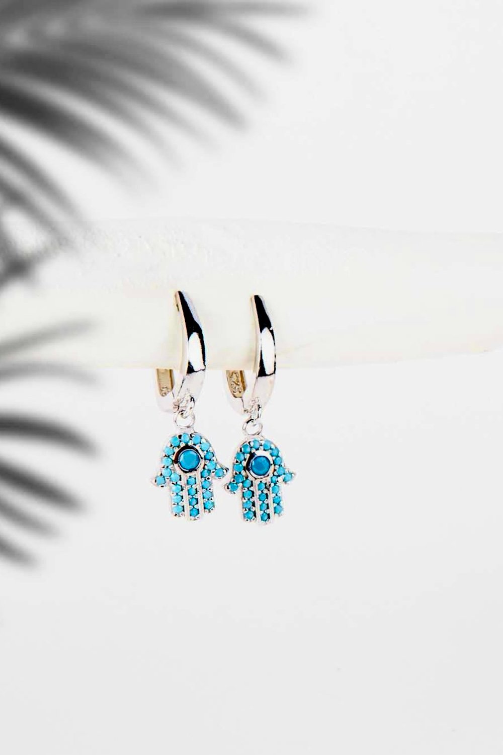 Arven’s World by Aylin Işıklı-Hamsa Küpe-Küpe-1-roqelvaxirum.shop