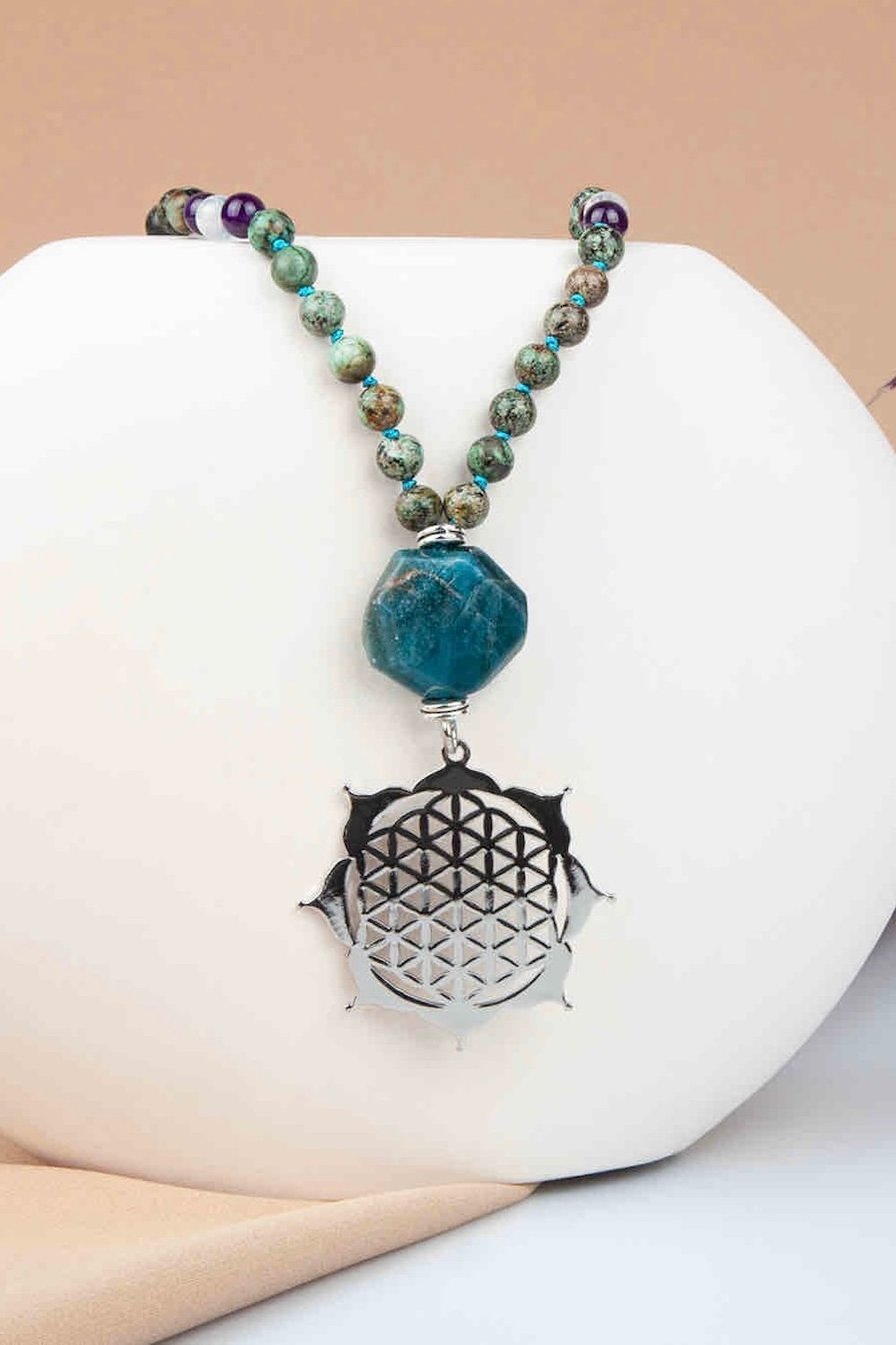 Arven’s World by Aylin Işıklı-Yaraticilik Mala Kolye-Kolye-4-roqelvaxirum.shop