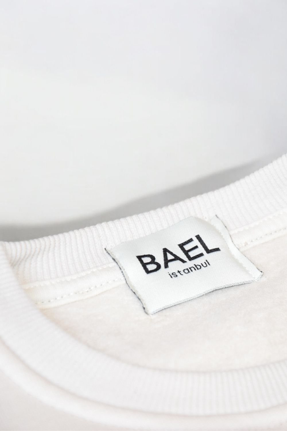 Bael İstanbul-Falling Into Wine Sweatshirt-Sweatshirts & Hoodies-7-roqelvaxirum.shop