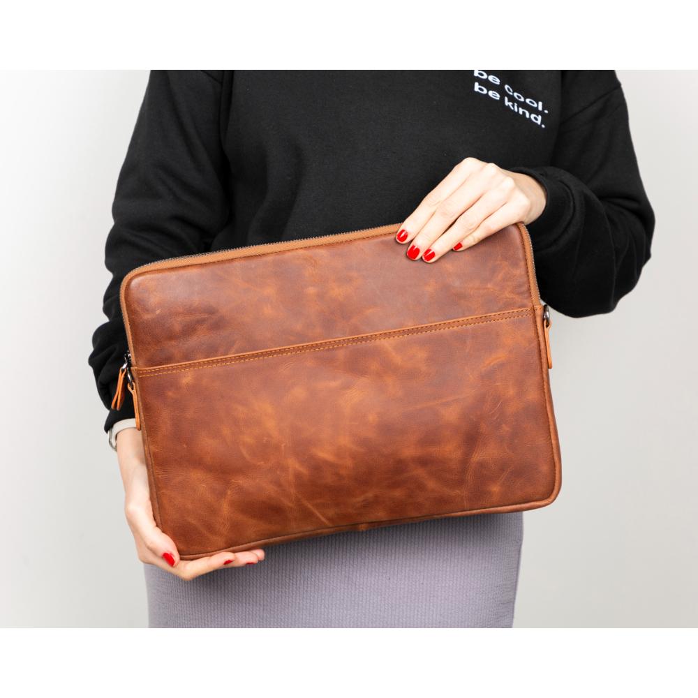 Bloominbag-Bloom Sleeve Leeds 14" Cognac Brown Hakiki Deri Laptop & Tablet Kılıfı-5-roqelvaxirum.shop