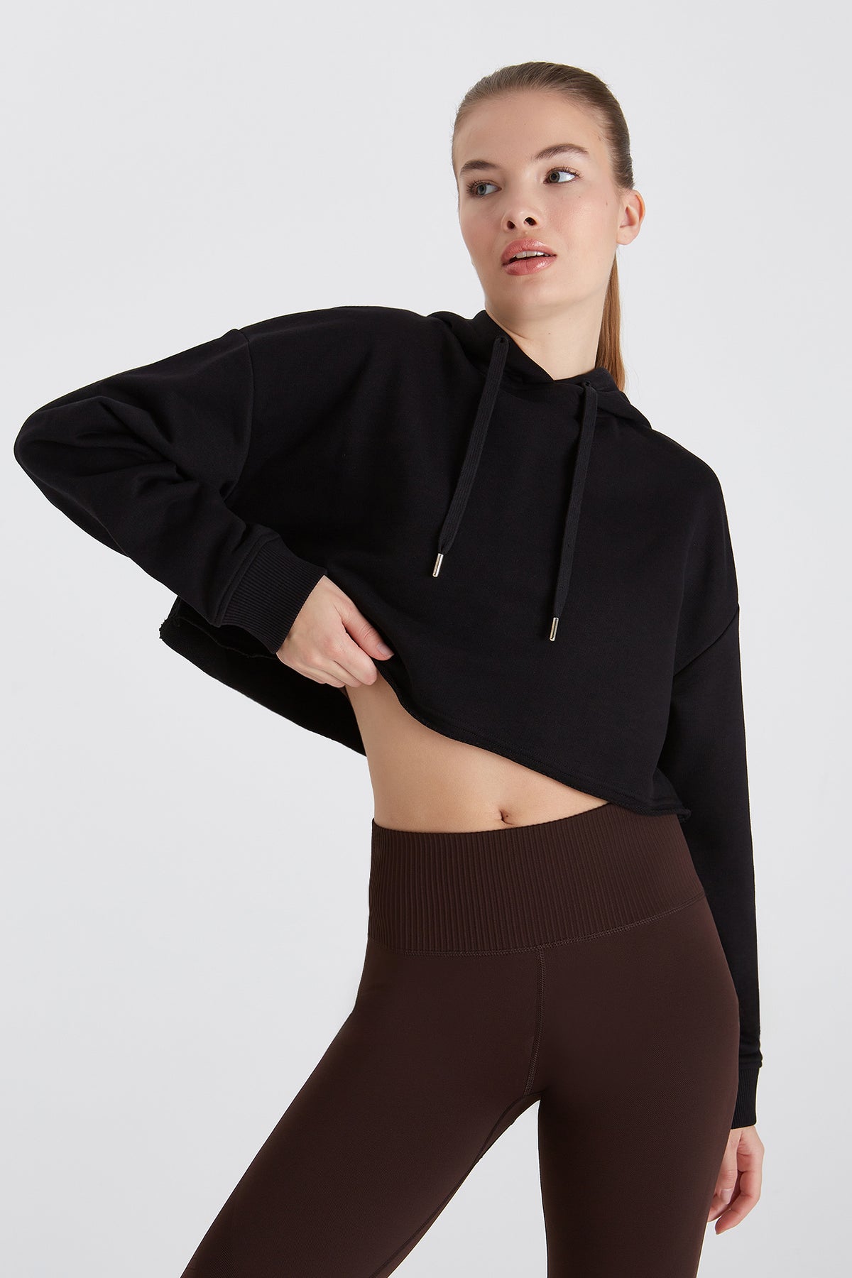 Boboist-Boboist Everly Sweatshirt Everly Kapüşonlu Kısa Sweatshirt-Sweatshirt-1-roqelvaxirum.shop