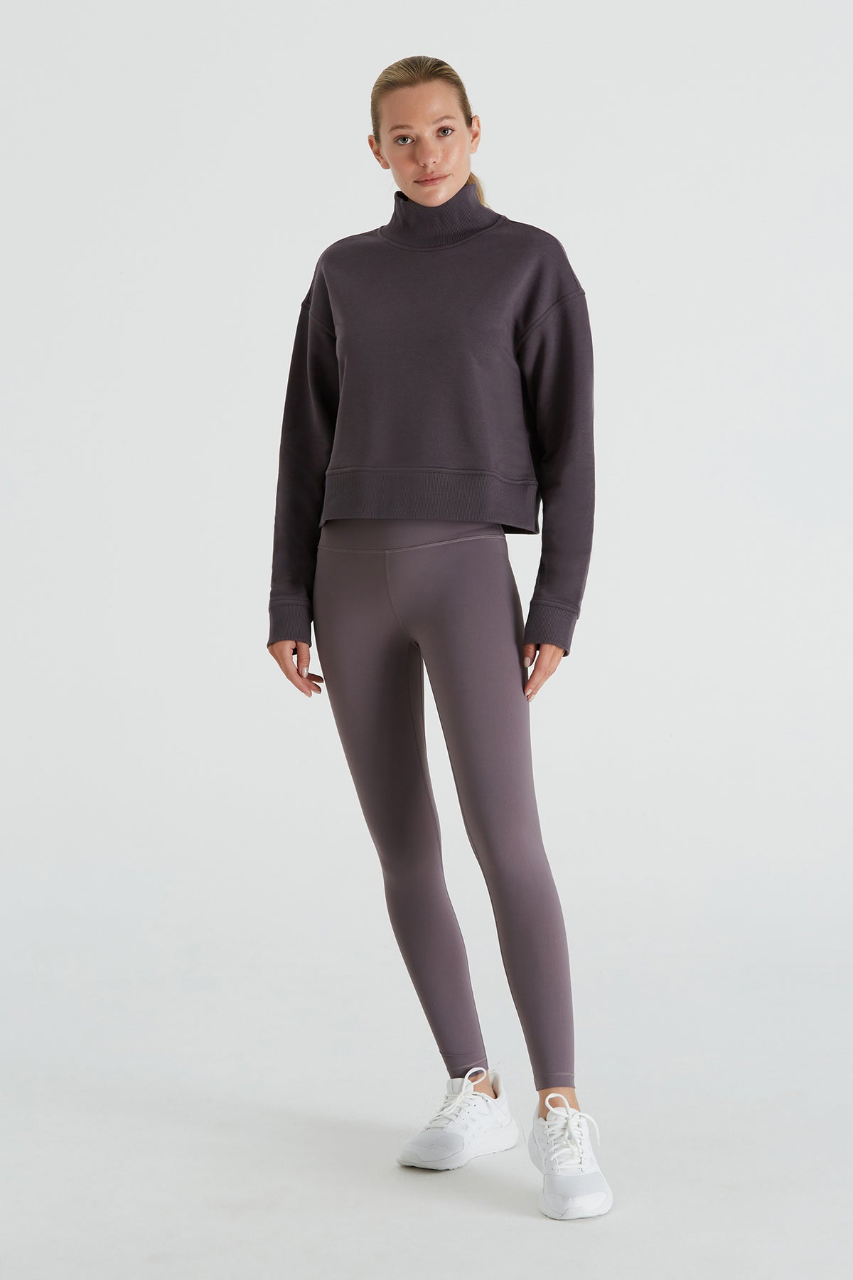 Boboist-Boboist Lori Sweatshirt Lori Dik Yaka Kısa Sweatshirt-Sweatshirt-3-roqelvaxirum.shop