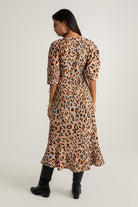 Boneqa Barcelona-Kruvaze Yaka Detaylı Leopar Desenli Elbise-Elbise-7-roqelvaxirum.shop