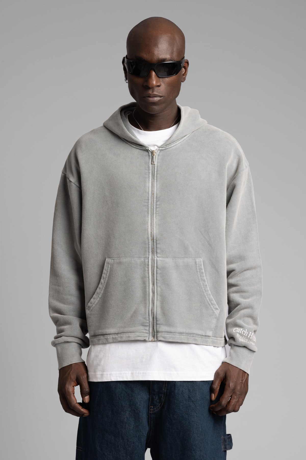 Catch-Baskılı Fermuarlı Sweatshirt-Sweatshirt-4-roqelvaxirum.shop