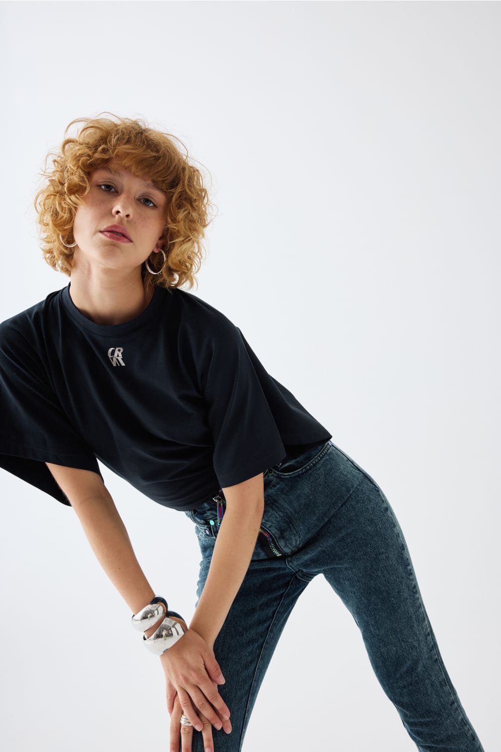 Certain-Dani Tee Black-T-Shirts-3-roqelvaxirum.shop