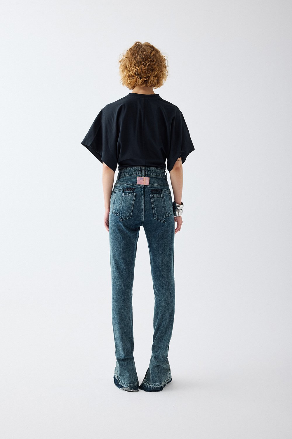 Certain-Dani Tee Black-T-Shirts-4-roqelvaxirum.shop