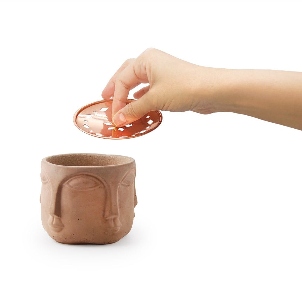 Coho Objet-Coho Concre Terra El Dökümü Bakır Kapaklı Tütsü çanağı-Concre Serisi Tütsü Çanakları-4-roqelvaxirum.shop
