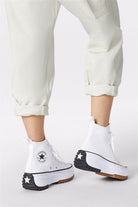 Converse-Run Star Hike Hi White/Black/Gum-Sneakers-3-roqelvaxirum.shop