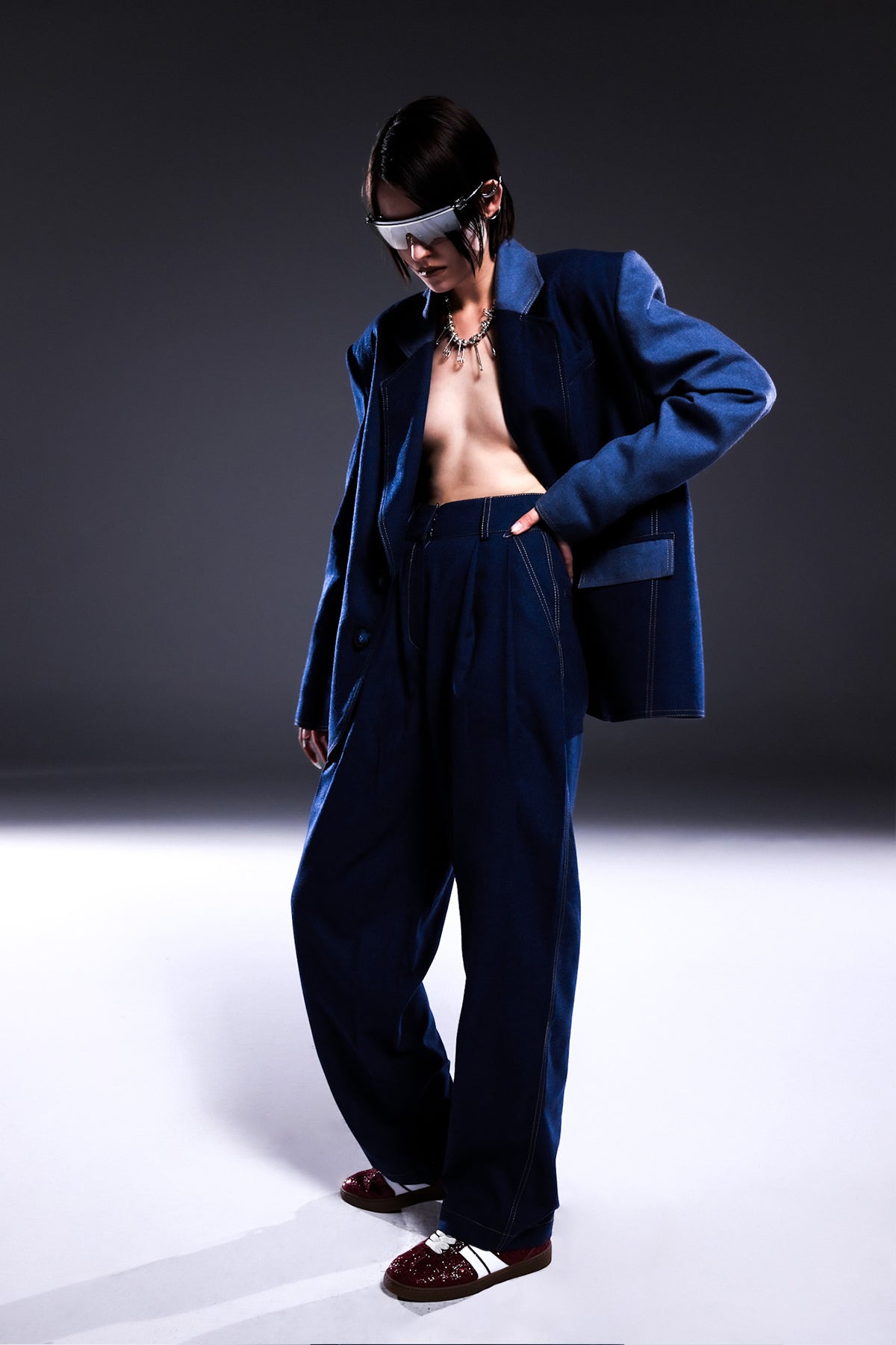 Death Is Easy-Navy Blue Woolen Pleated Trousers-Kumaş Pantolon-1-roqelvaxirum.shop