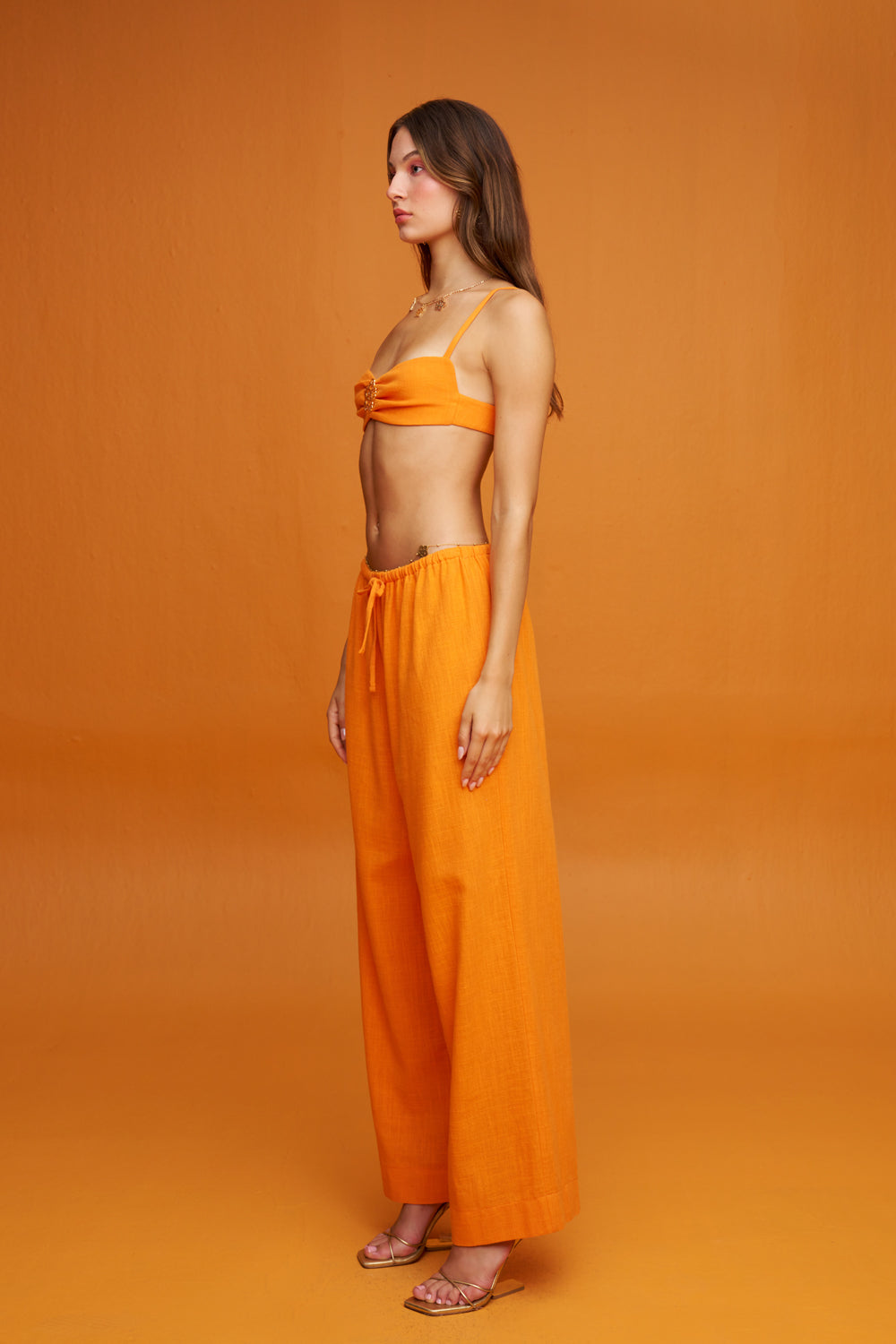Declara-Camellia Iconic Top-Top-2-roqelvaxirum.shop