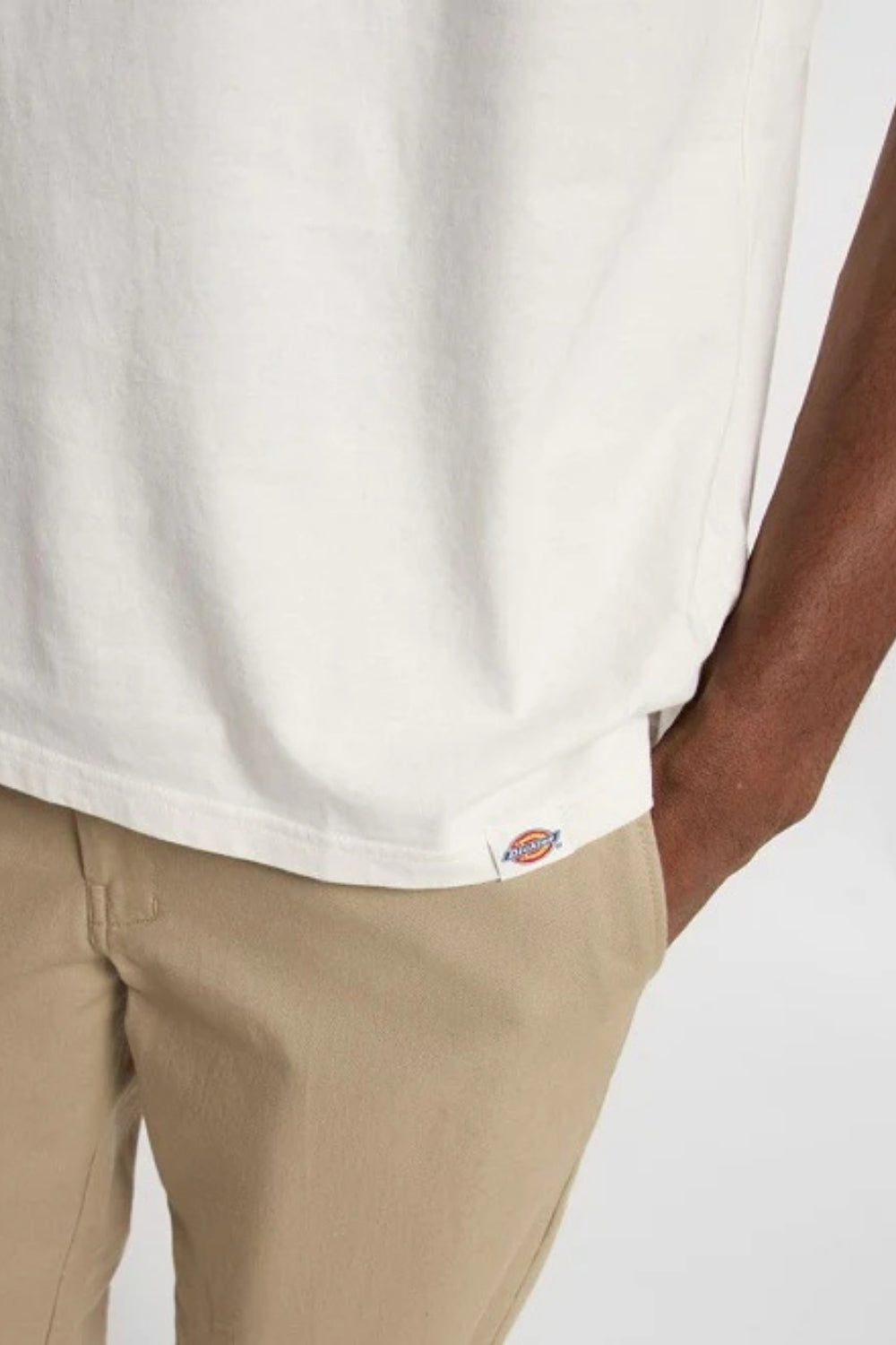 Dickies-Flag Tee SS Egret-T-Shirts-4-roqelvaxirum.shop