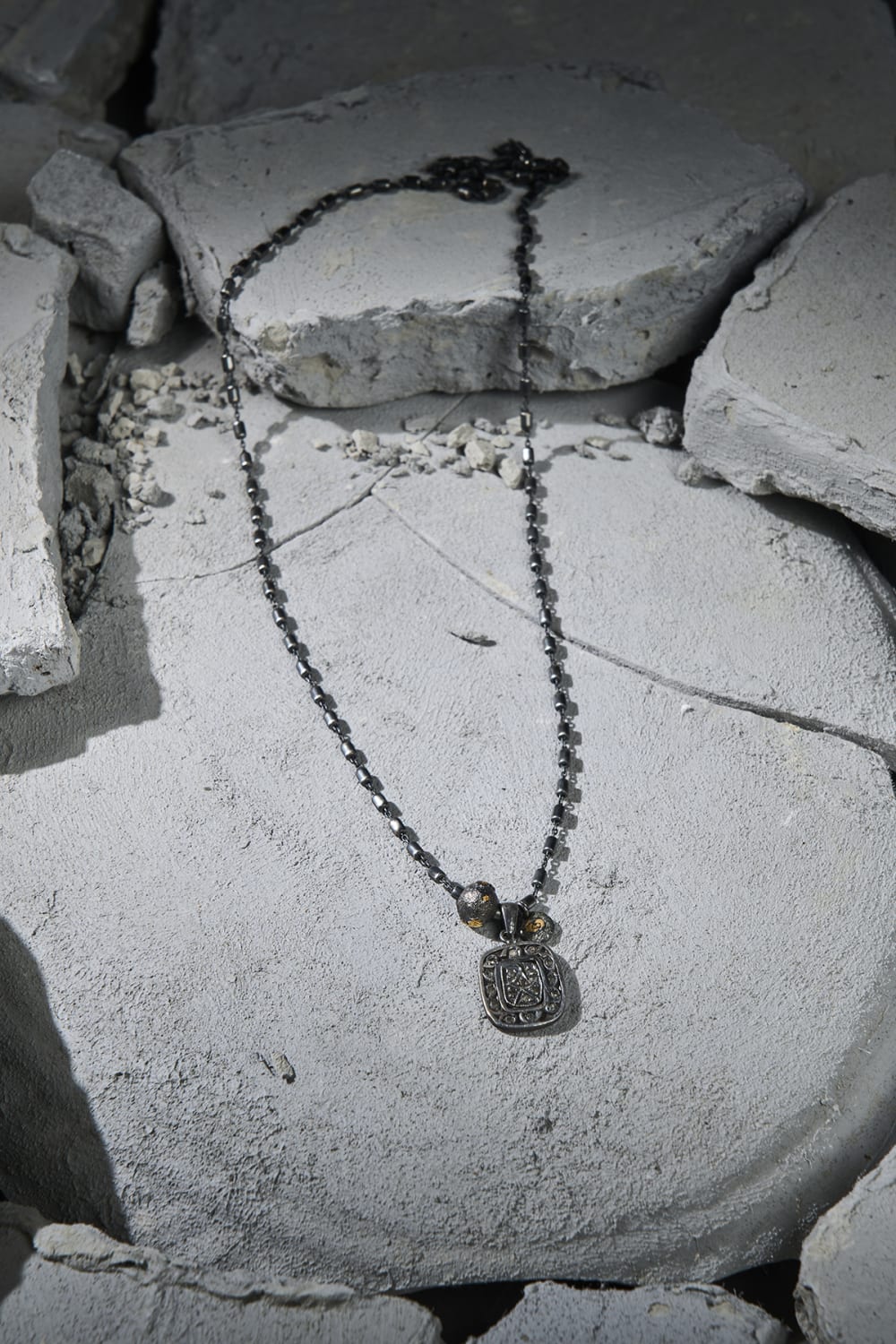 Dunkel Design-Ezop Elmasl Gümüş Kolye-Kolye-4-roqelvaxirum.shop