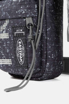 Eastpak-Acw One Double Pebble-Omuz Çantası-6-roqelvaxirum.shop
