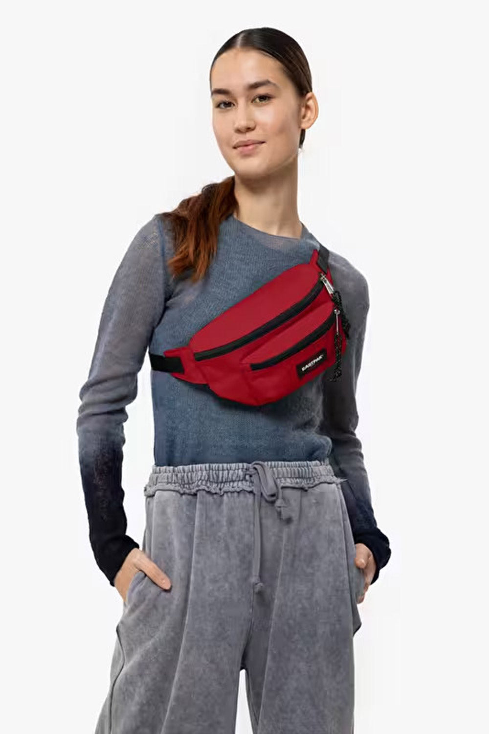 Eastpak-Doggy Bag Scarlet Red Bel Çantası-Bel Çantası-5-roqelvaxirum.shop