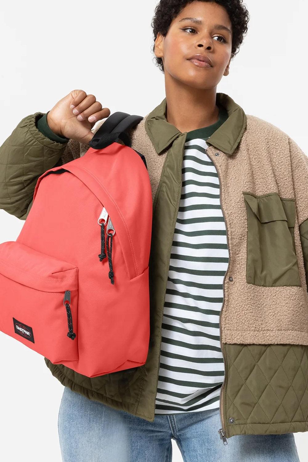 Eastpak-Padded Pak'r Passion Peach-Sırt Çantası-2-roqelvaxirum.shop