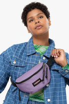 Eastpak-Springer Living Lilac-Bel Çantası-2-roqelvaxirum.shop