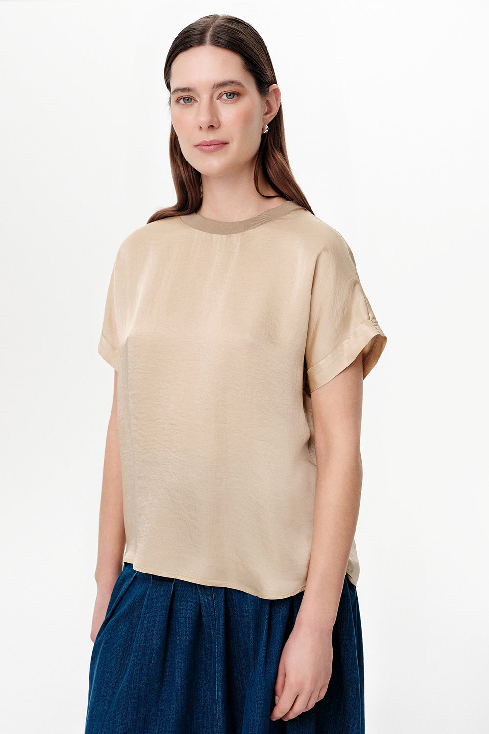 Exquise-Bisiklet Yaka Ribanalı Saten Yüzeyli Regular Bej Bluz-Bluz-3-roqelvaxirum.shop