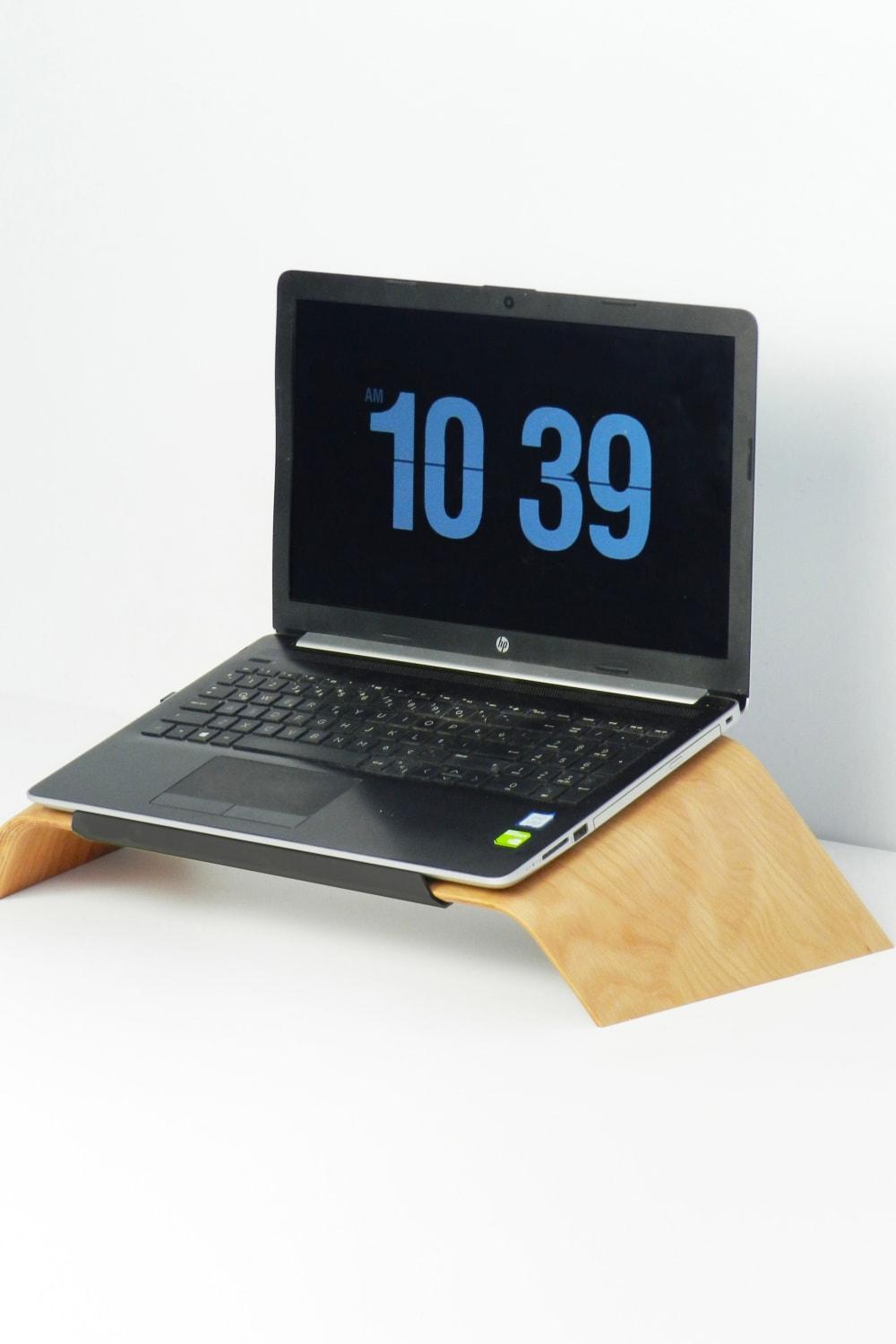 Fagus Wood-Dayanıklı Ahşap Notebook Yükseltici ve Tutucu Masa Üstü Laptop Standı (Kayın)-Laptop Standı-5-roqelvaxirum.shop