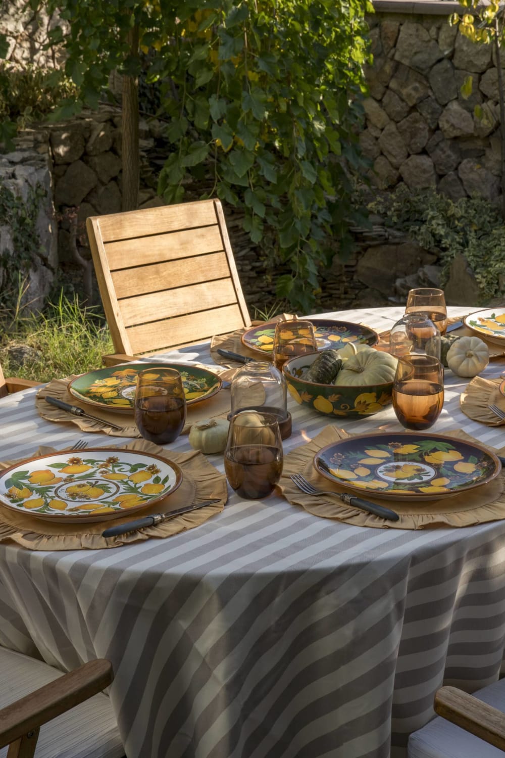 Feeling Good Inside-Amalfi Coast Collection Seramik Çam Yeşili Yemek Tabağı Golden Fall-Tabak & Kase-4-roqelvaxirum.shop