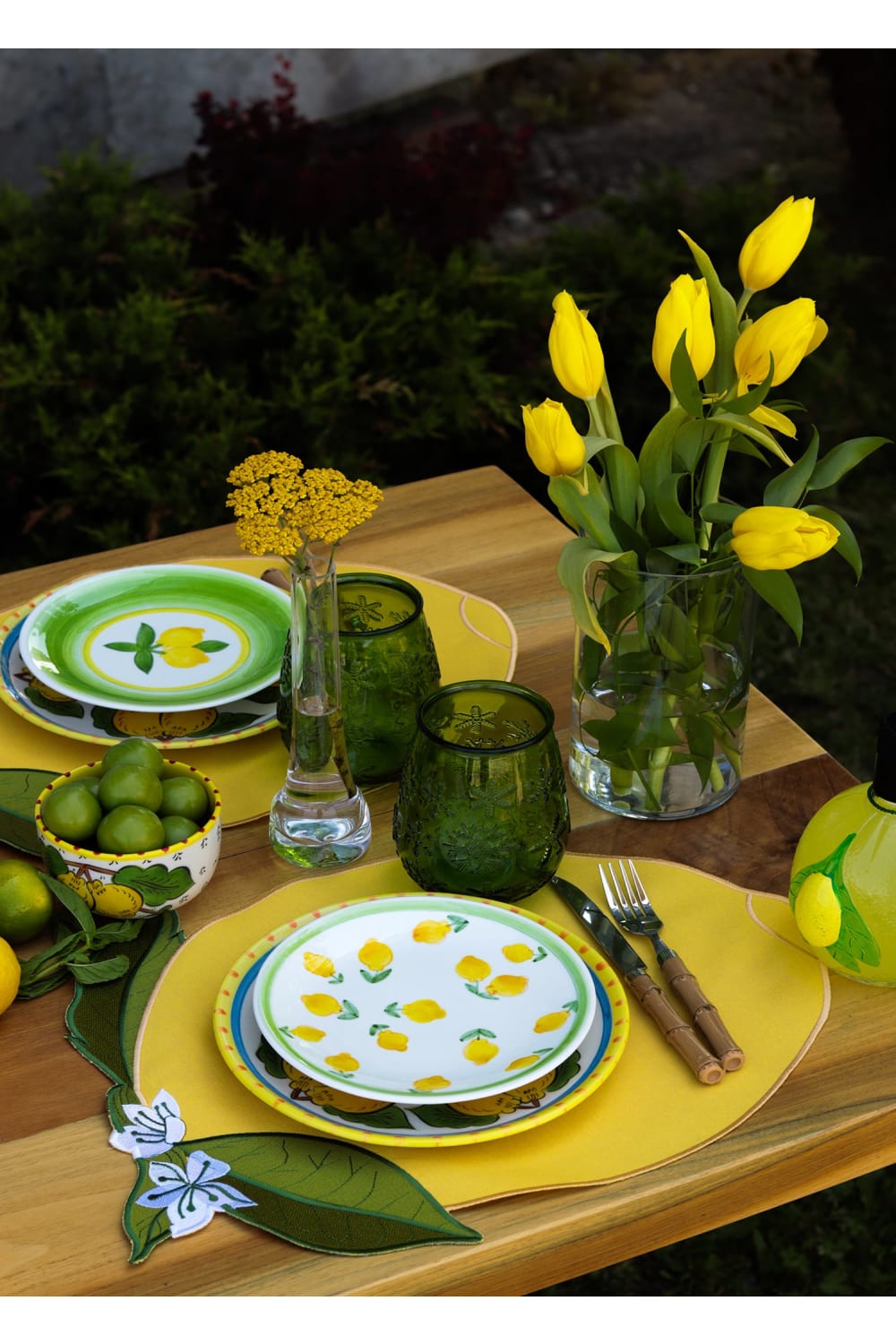 Feeling Good Inside-Lemon Splash Collection Handmade Ceramic Çok Limonlu Pasta Tabağı-Tabak & Kase-6-roqelvaxirum.shop