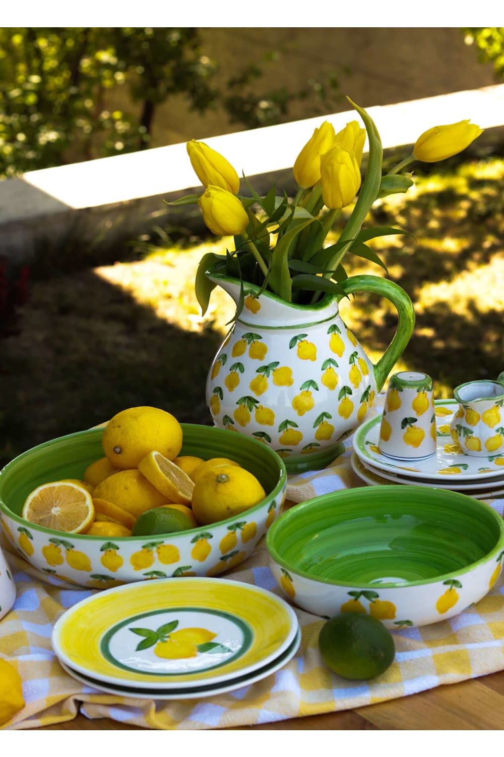 Feeling Good Inside-Lemon Splash Collection Handmade Ceramic Sarı Pasta Tabağı-Tabak & Kase-4-roqelvaxirum.shop