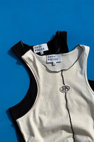 Fifty Pieces-Kum Core Kontrast Dikişli Halter Yaka Atlet-Top-7-roqelvaxirum.shop