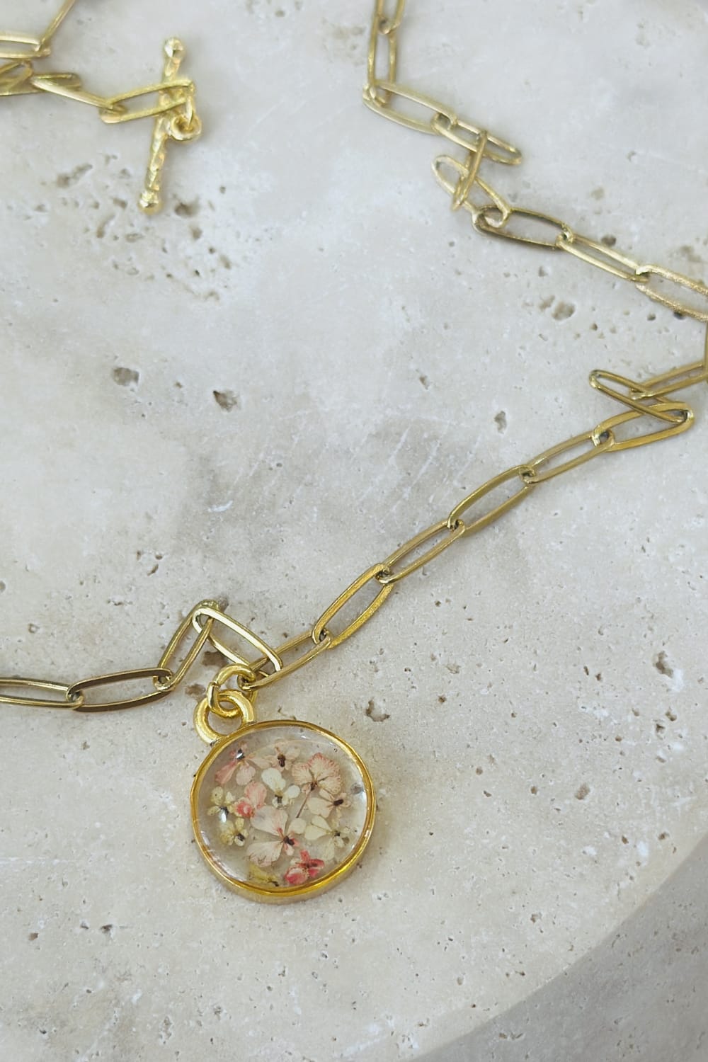 Fiorel Design-Golden Gardem Circle - Light Pink-Kolye-1-roqelvaxirum.shop