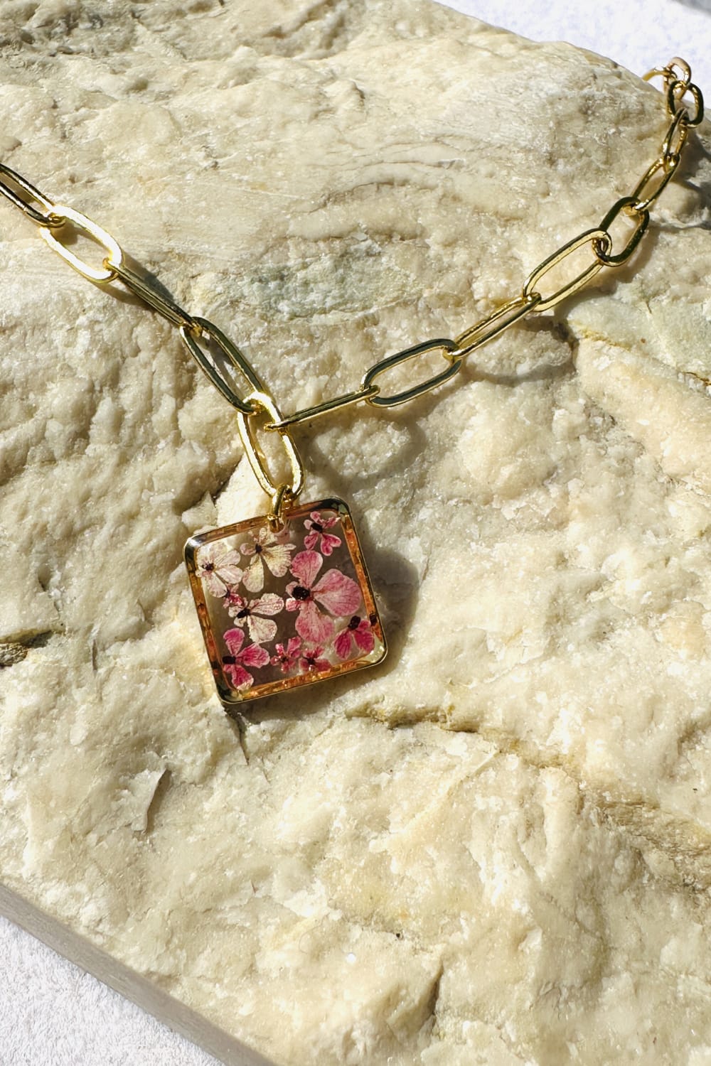 Fiorel Design-Golden Garden Lil Sqaure - Purple-Kolye-3-roqelvaxirum.shop