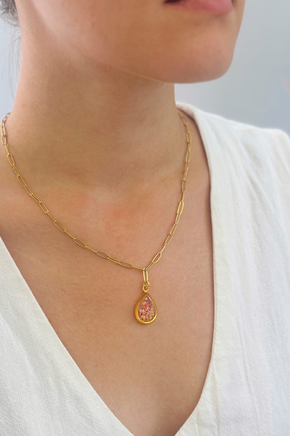 Fiorel Design-Golden Garden Teardrop - Pink-Kolye-2-roqelvaxirum.shop