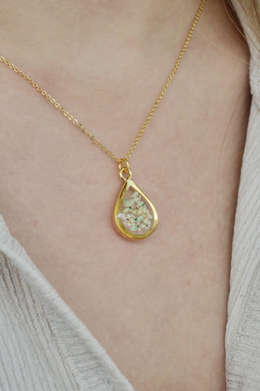 Fiorel Design-Happy Blue Sky Teardrop Kolye-Kolye-2-roqelvaxirum.shop