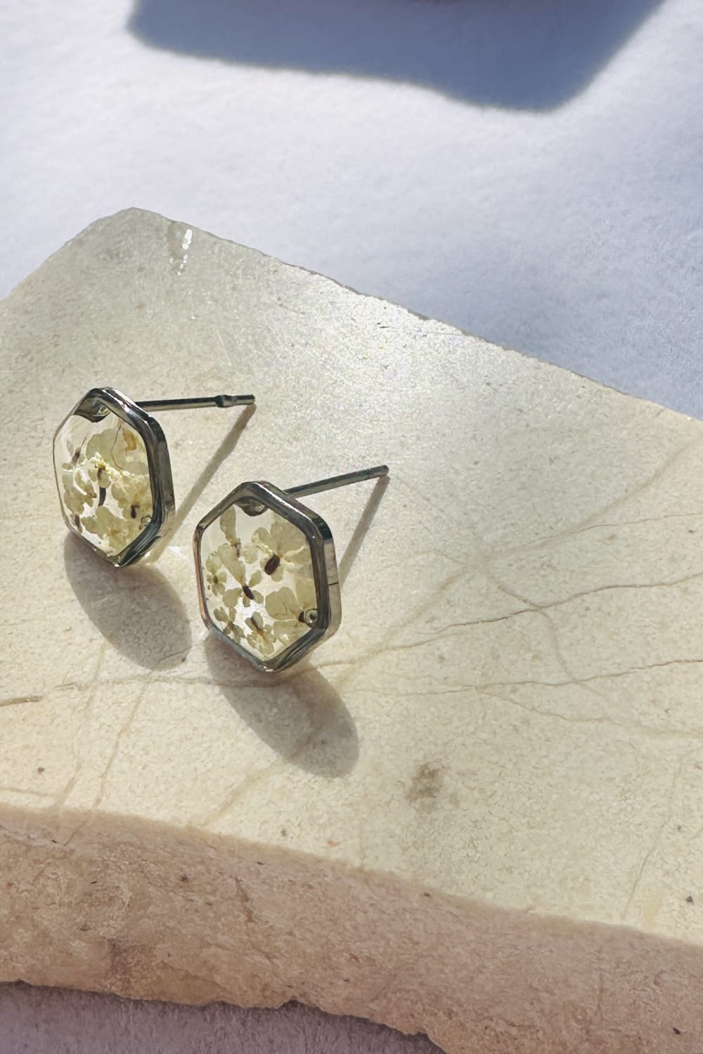 Fiorel Design-Teeny Weeny Hexagon Rhodium - White-Küpe-3-roqelvaxirum.shop
