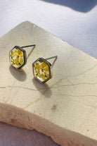 Fiorel Design-Teeny Weeny Hexagon Rhodium - Yellow-Küpe-3-roqelvaxirum.shop