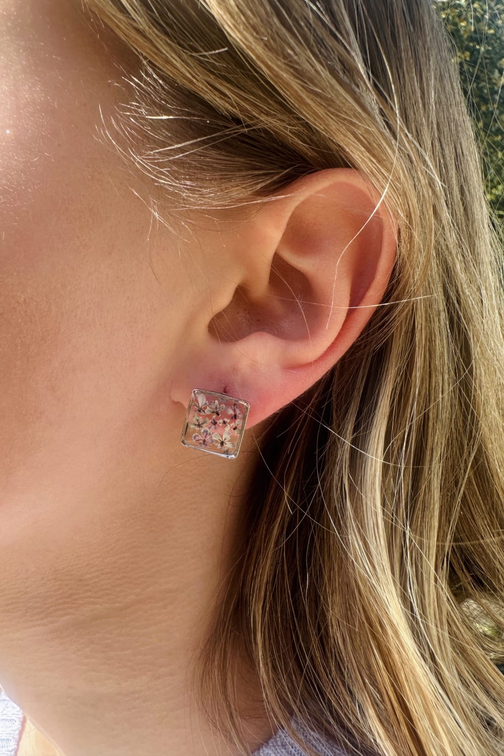 Fiorel Design-Teeny Weeny Square Rhodium - Lilac-Küpe-2-roqelvaxirum.shop