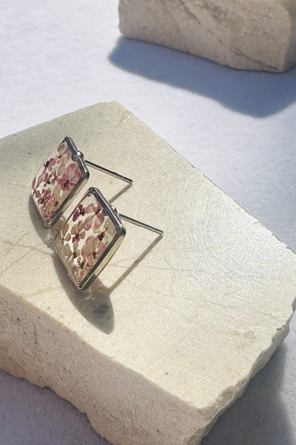 Fiorel Design-Teeny Weeny Square Rhodium - Purple-Küpe-3-roqelvaxirum.shop