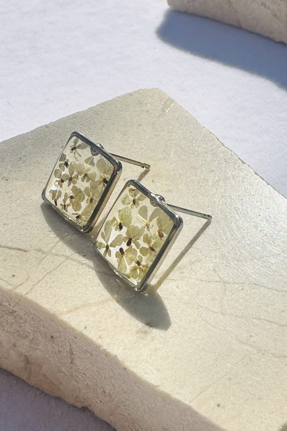 Fiorel Design-Teeny Weeny Square Rhodium - White-Küpe-3-roqelvaxirum.shop
