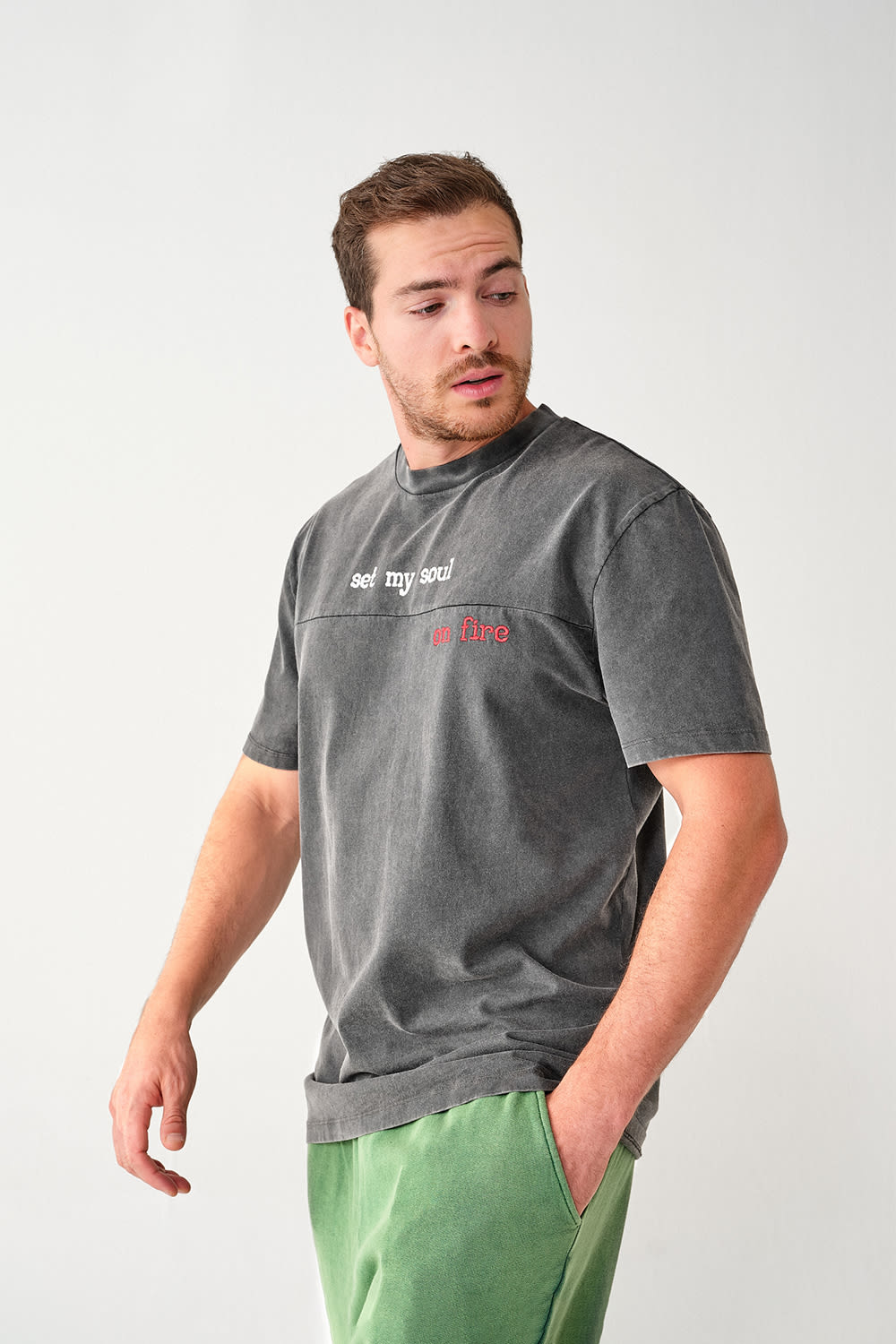 GNP İstanbul-Acid Washed Regular Fit Dark Grey Tshirt-T-Shirts-2-roqelvaxirum.shop