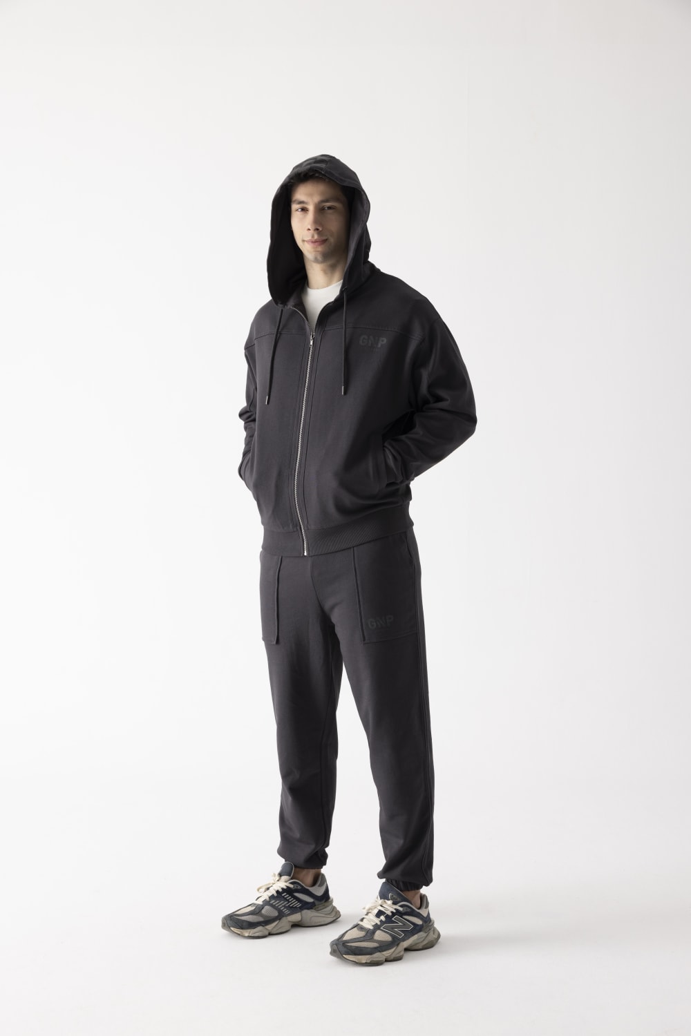 GNP İstanbul-Relaxed Fit Asphalt Jogger-Eşofman-1-roqelvaxirum.shop
