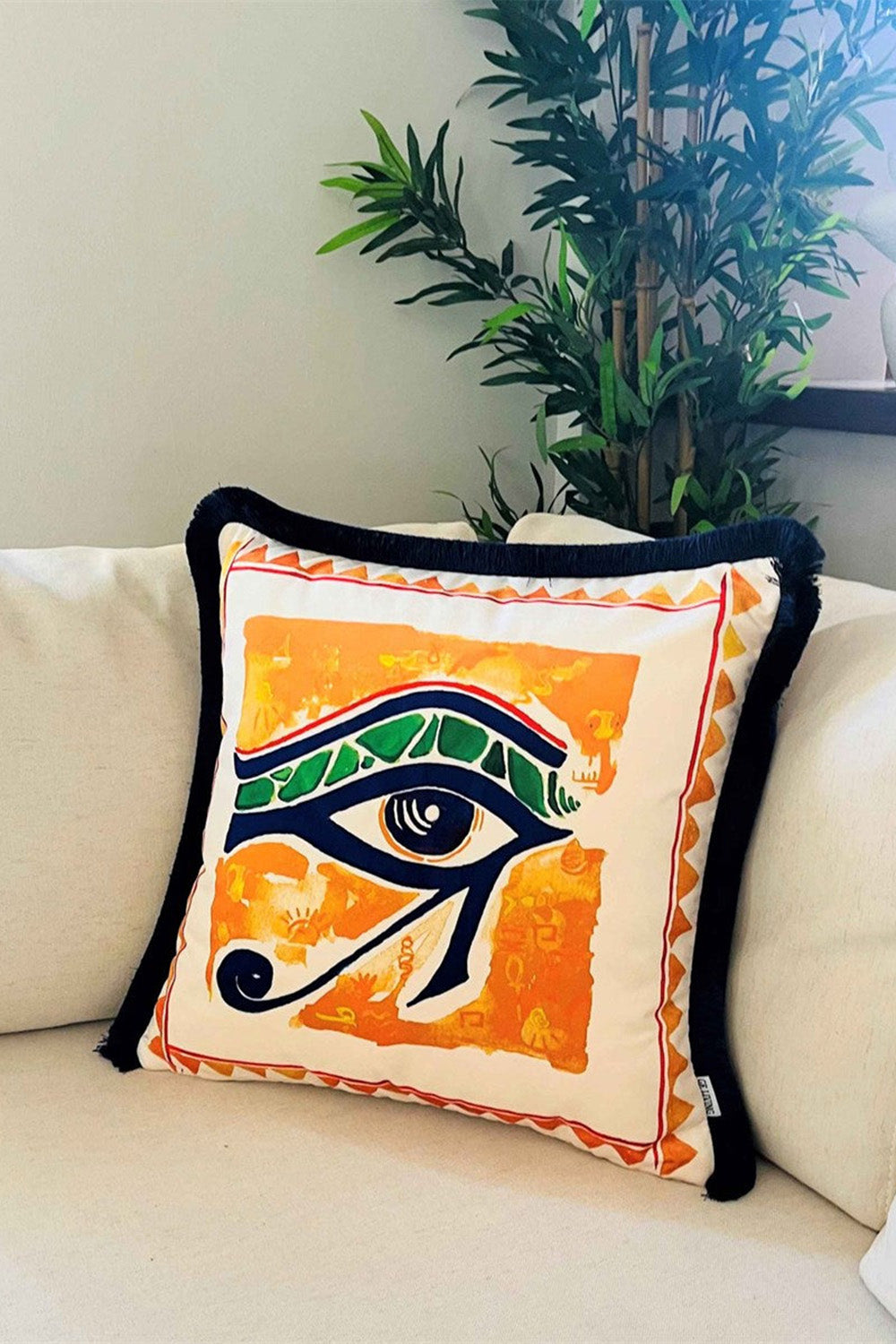 Ge Living-Dekoratif Ra'Nın Gözü Desenli Kırlent - Krem Kadife Yastık Kılıfı-Kırlent Kılıfı-1-roqelvaxirum.shop