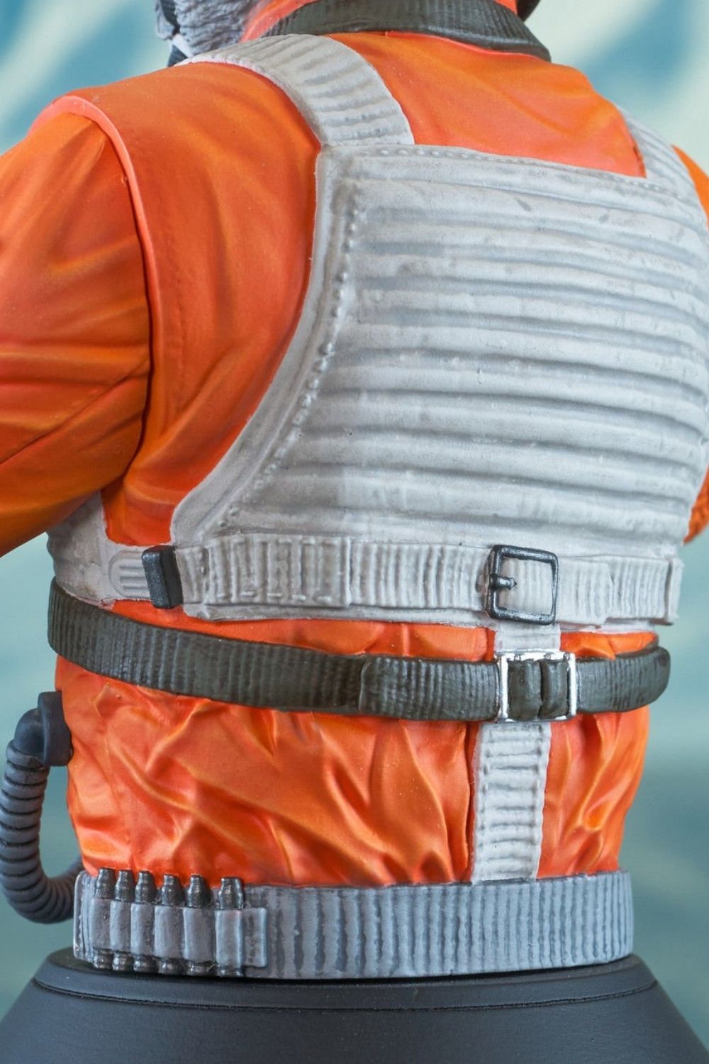 Gentle Giant Ltd.-Star Wars: The Mandalorian - Carson Teva 1/6 Scale Limited Edition Mini-Büst (SDCC 2023 Exclusive)-Büst-6-roqelvaxirum.shop